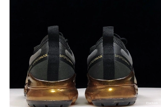 AIR AR6631-002 2019 METALLIC GOLD VAPORMAX BLACK 0117